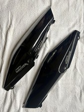 Caches lagéraux arrières CBF10