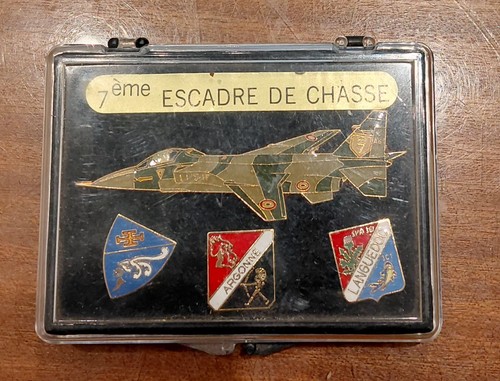 Insignes militaires armée - militaires, de