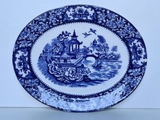 Plat ovale en faïence