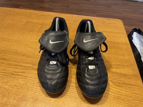 Chaussures football nike - chaussures,