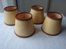 Lot de 4 anciens petits abat