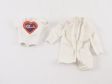 Lot vetement pour barbie sindy