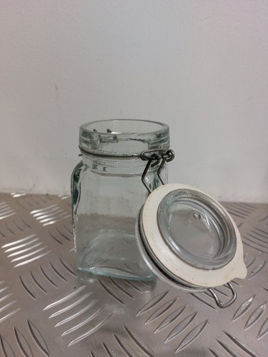Petit pot verre avec - petit,