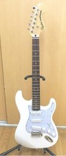 Guitare électrique SQUIER FSR AFF STRATO