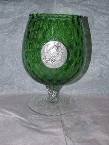 Vase sur pied - , verre