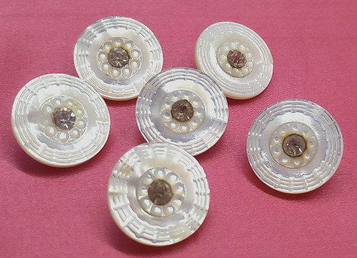 Rares anciens boutons - rares, en