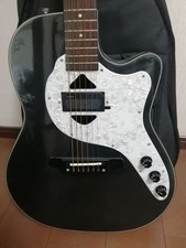 Guitare électrique acoustique