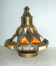 Petit plat à Tajine déco vide pochje en terre cuite décoré argenté/laiton et os.