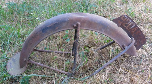 Garde boue moto - boue, ancien