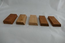 Lot de 5 socles en bois -