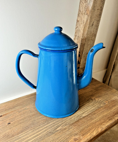 Cafetière ancienne tôle - ancienne, en