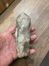 Ancienne Hache  polie et taillée en silex  période néolithique