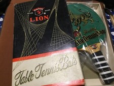 2 RAQUETTES LION AVEC BOITE