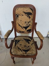 Fauteuil d'époque art nouveau ancien estampillé UNGVAR UNGARN 1900 à restaurer 
