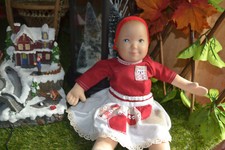 poupee kathe kruse kikou corps mou tete dur ecris derriere tete 30 cm