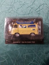  1/43e. PEUGEOT J7 PARIS -