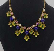 Ancien collier en perles et