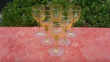SÉRIE DE 6 ANCIENS VERRES A