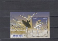 FRANCE 2016 LE LAC DES CYGNES