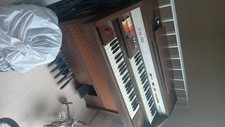 Orgues ancien à vendre pour cause de déménagement le fa du bas ne fonctionne pas
