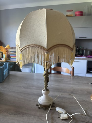 Lampe table putto en - lampe,
