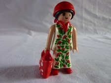 PLAYMOBIL   DAME ET SON PANIER PERSONNAGE FERME MAISON VILLE ACCESSOIRE