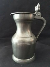 Lot n°81) Pichet couvert a