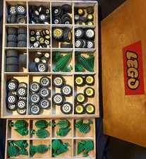 Ancienne boîte LEGO bois vintage années 50/60 + 116 roues + 23 arbres
