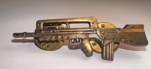 Broche militaire famas - broche,