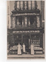 ABBEVILLE : épicerie moderne DAUCHEZ - rue Saint Gilles - très bon état