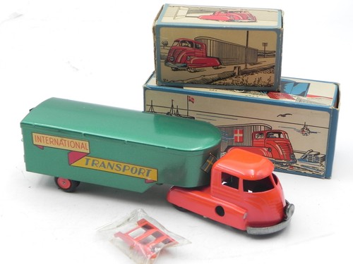 Tekno 450 454 - , international