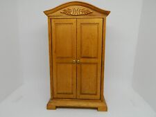 Meuble en bois miniature Armoire 2 portes 2 tiroirs Déco / Maison de poupées N°6