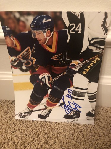 Pierre turgeon signed - turgeon,