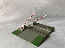 Jouet HO 1/87 passage a niveau