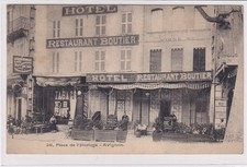(FR1) CPA 84 Avignon - 26, Place de l'Horloge - Hôtel Restaurant Boutier CP84-11