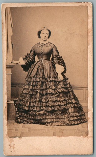 Cdv 1865 mme aquillon en - 1865,