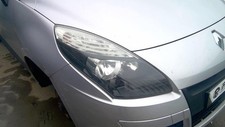 Optique avant principal droit (feux)(phare) RENAULT SCENIC 3 PHASE 1 260108250R
