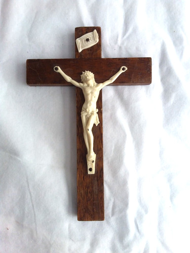 Ancien petit crucifix - petit,