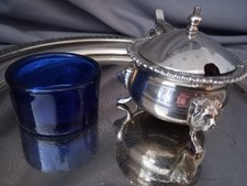 Moutardier ancien en métal