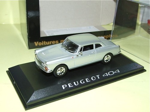 Peugeot 404 coupe gris - peugeot,