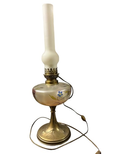 Ancienne lampe pétrole - a,