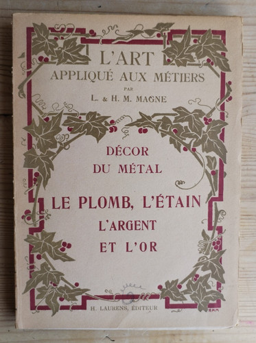 Livre art applique - livre,
