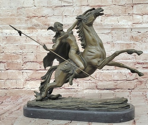 33cmx40 6cm bronze sculpture - 33cmx40.6cm,