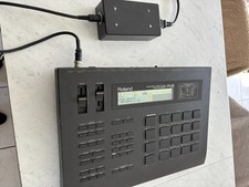 Roland drum machine - r8,