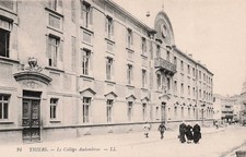 60 CHAMBLY EGLISE NOTRE DAME