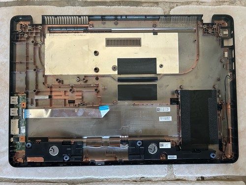 Plasturgie basse bottom case - basse,