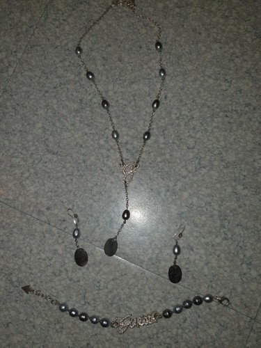 Parure guess collier boucles - parure,