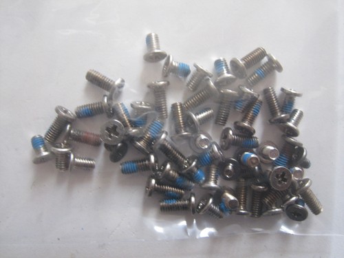 Lot vis coque plasturgie - vis,