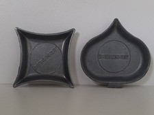 LOT DE 2 CENDRIERS