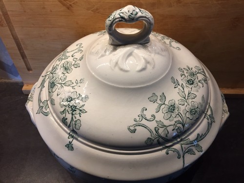 Superbe soupière ancienne